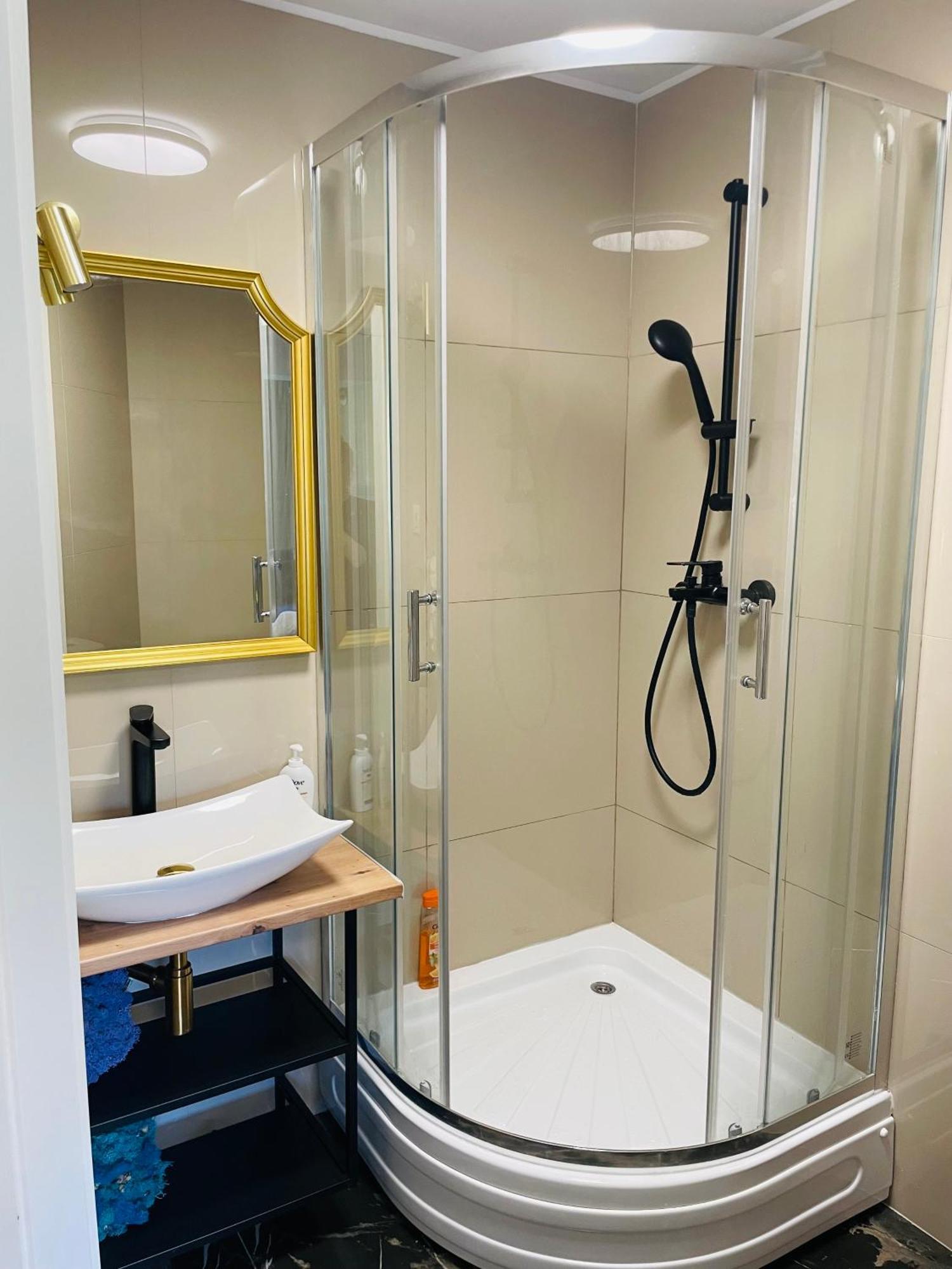 Air Residence 4 Otopeni Eksteriør billede